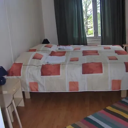 Maaseutumajoitus, Kesti-iivarin Majatalo * Ylistaro