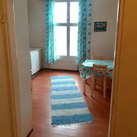 Maaseutumajoitus, Kesti-iivarin Majatalo * Ylistaro